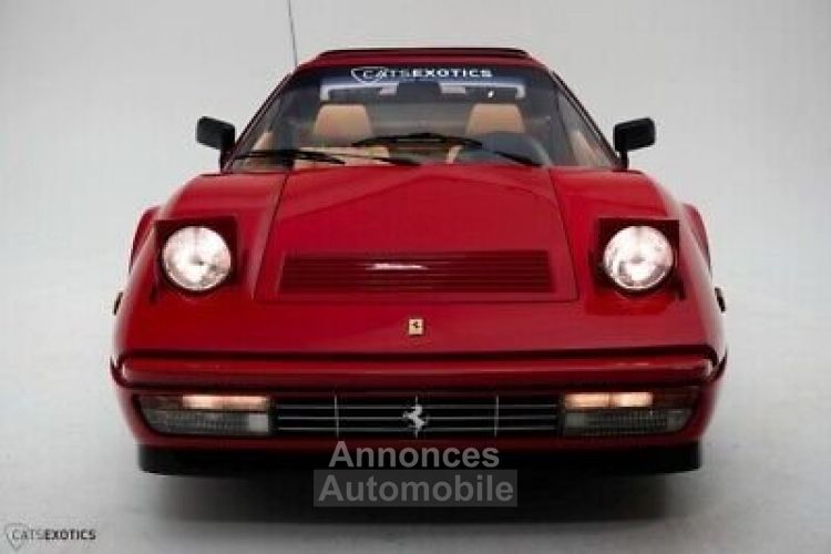 Ferrari 328 - <small></small> 101.000 € <small>TTC</small> - #19