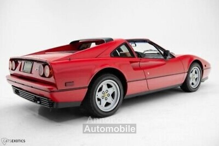 Ferrari 328 - <small></small> 101.000 € <small>TTC</small> - #23