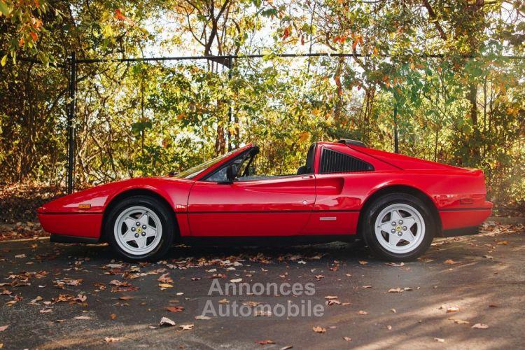 Ferrari 328 - <small></small> 111.400 € <small>TTC</small> - #10