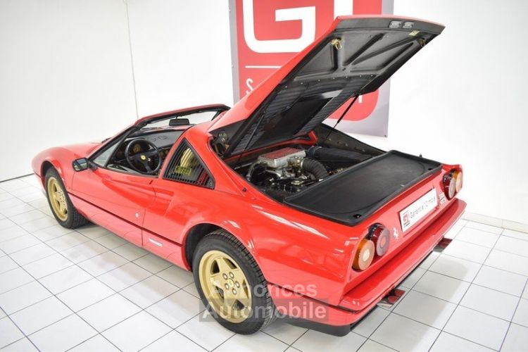 Ferrari 328 GTS - <small></small> 85.900 € <small>TTC</small> - #17
