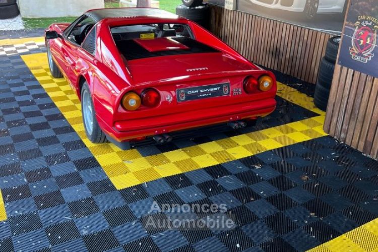 Ferrari 328 v8 entretien concessionnaire 1er proprietaire - <small></small> 117.000 € <small>TTC</small> - #18