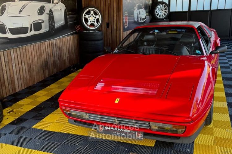 Ferrari 328 v8 entretien concessionnaire 1er proprietaire - <small></small> 117.000 € <small>TTC</small> - #22