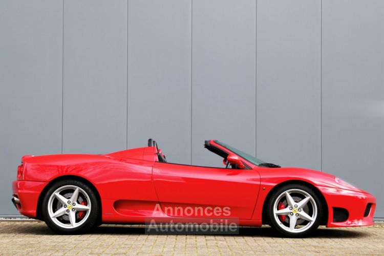 Ferrari 360 Modena Spider - Manual 3.6L V8 producing 395 bhp - <small></small> 105.000 € <small>TTC</small> - #4