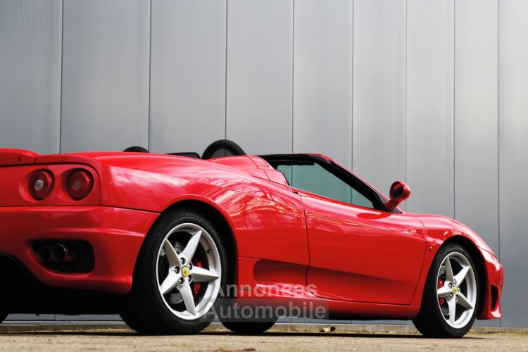Ferrari 360 Modena Spider - Manual 3.6L V8 producing 395 bhp - <small></small> 105.000 € <small>TTC</small> - #9