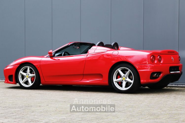 Ferrari 360 Modena Spider - Manual 3.6L V8 producing 395 bhp - <small></small> 105.000 € <small>TTC</small> - #24