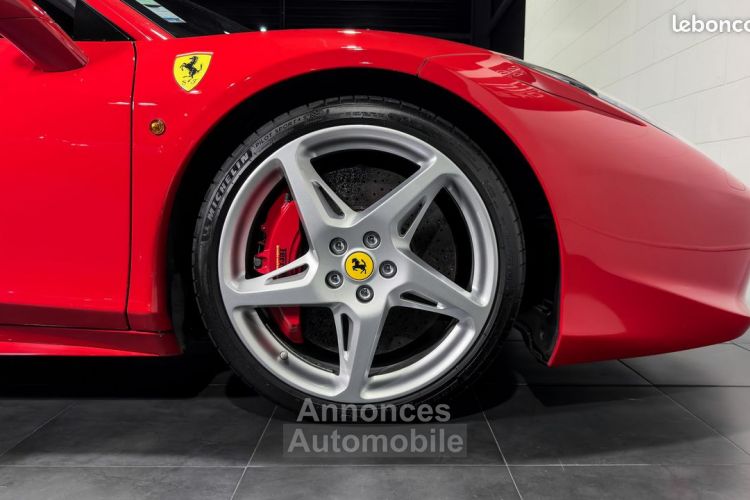 Ferrari 458 Italia 4.5 V8 570 – Française Baquets Racing Volant LEDs Carbone Aide parking Bluetooth - <small></small> 209.900 € <small>TTC</small> - #6