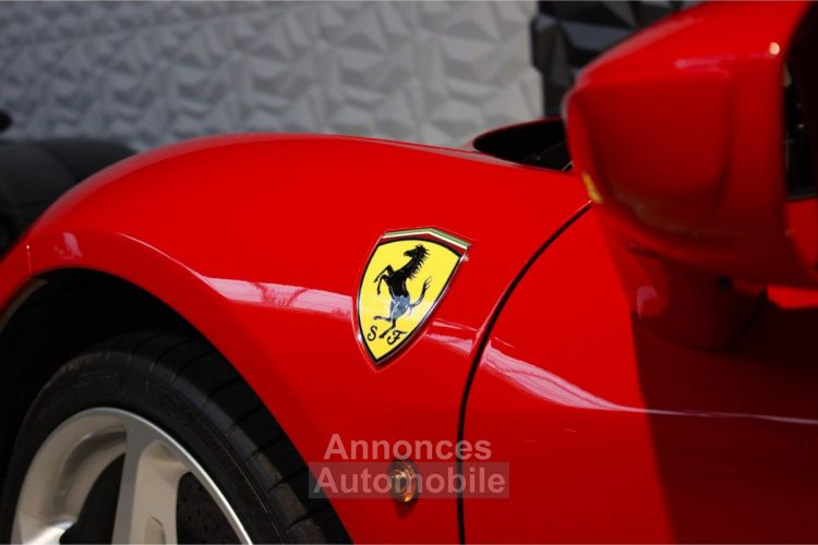 Ferrari 458 Italia Coupé 4.5i V8 570ch - BVR COUPE - <small></small> 199.990 € <small>TTC</small> - #17