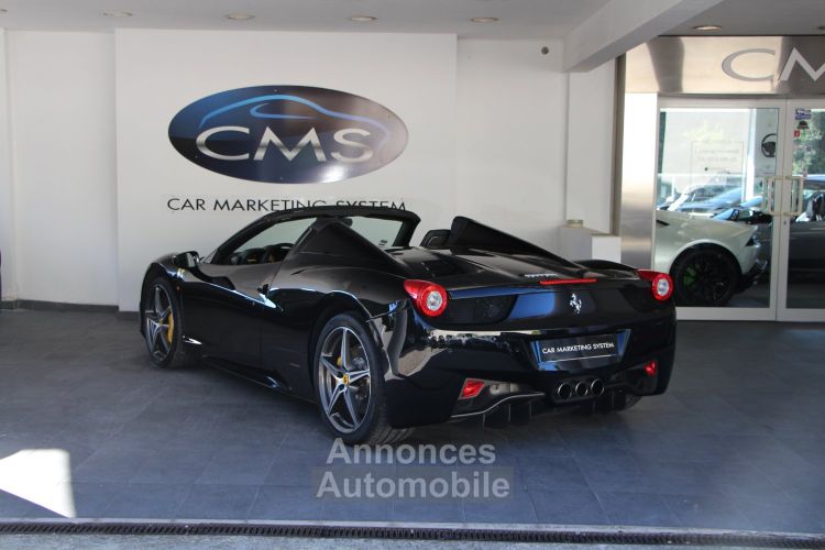 Ferrari 458 Italia Spider 4.5 V8 570ch - <small>A partir de </small>2.390 EUR <small>/ mois</small> - #3