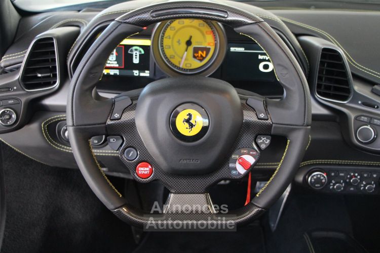 Ferrari 458 Italia Spider 4.5 V8 570ch - <small>A partir de </small>2.390 EUR <small>/ mois</small> - #15