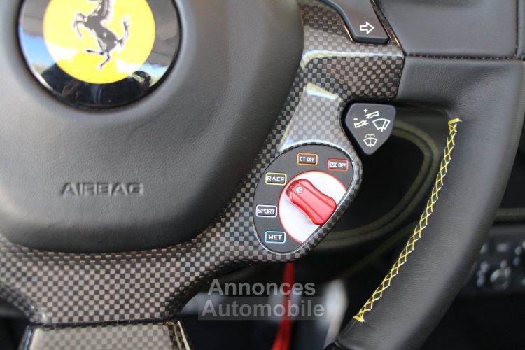 Ferrari 458 Italia Spider 4.5 V8 570ch - <small>A partir de </small>2.390 EUR <small>/ mois</small> - #20