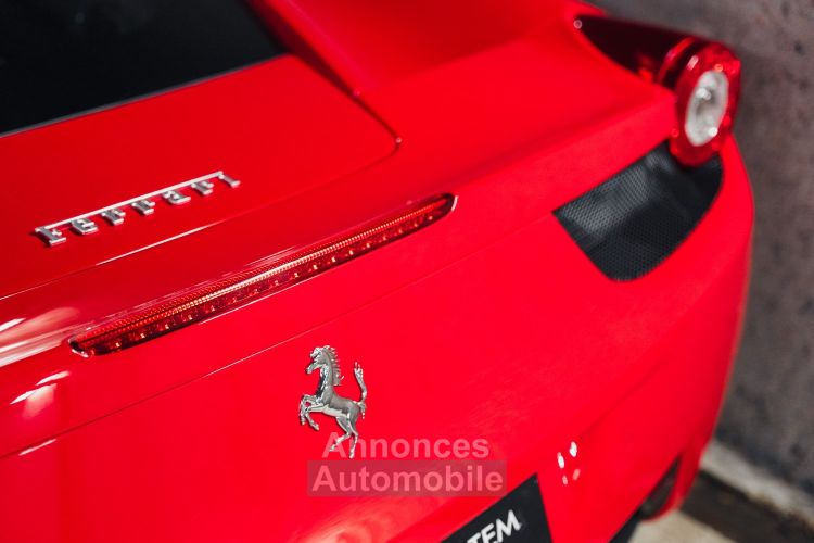 Ferrari 458 Italia V8 4.5 570 Rosso Scuderia - <small>A partir de </small>2.290 EUR <small>/ mois</small> - #15
