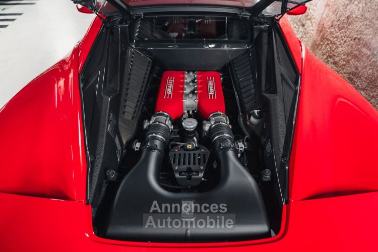 Ferrari 458 Italia V8 4.5 570 Rosso Scuderia - <small>A partir de </small>2.290 EUR <small>/ mois</small> - #20