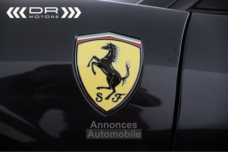 Ferrari 458 Italia 'SCUDERIA FERRARI' SHIELDS - LIFT IN PERFECT CONDITION - <small></small> 162.995 € <small>TTC</small> - #39