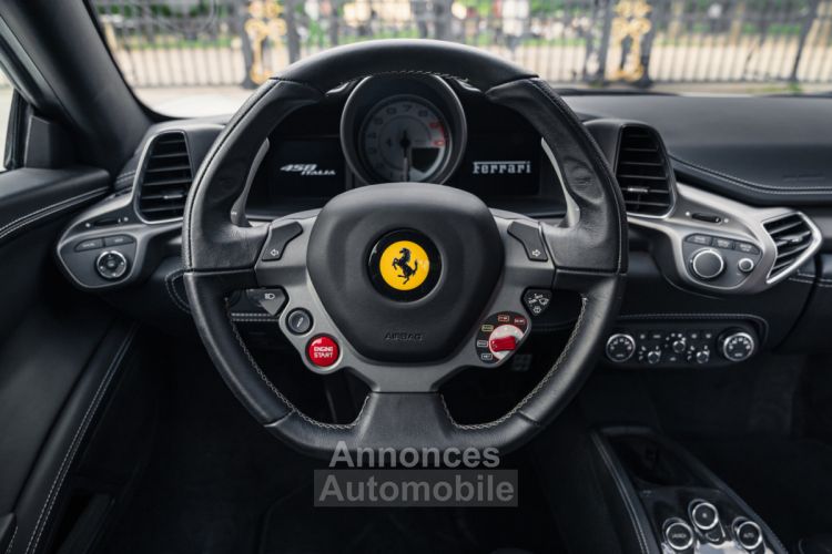 Ferrari 458 Italia *Bianco Fuji Opaco* - <small></small> 204.900 € <small>TTC</small> - #13