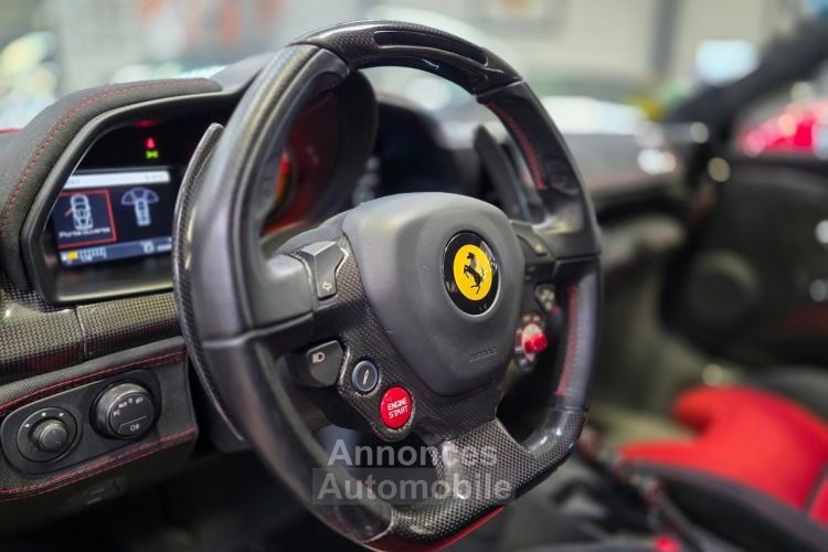 Ferrari 458 SPECIALE 4.5 605 FRANCAISE ROSO CARSA / BANDES NART / HARNAIS - <small></small> 385.000 € <small>TTC</small> - #12