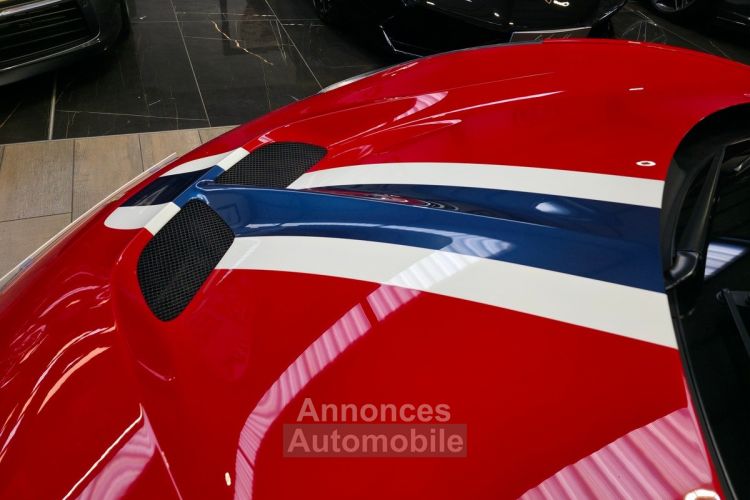 Ferrari 458 SPECIALE 4.5 605 FRANCAISE ROSO CARSA / BANDES NART / HARNAIS - <small></small> 385.000 € <small>TTC</small> - #25