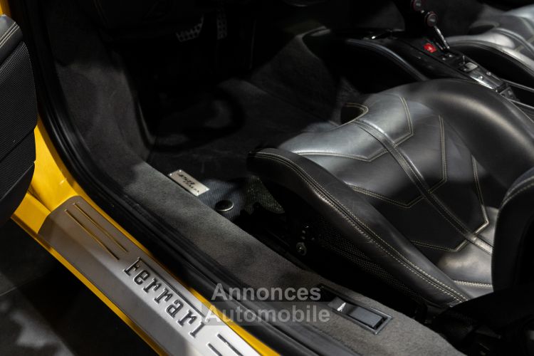 Ferrari 458 Spider 4.5 V8 570 Ch - <small></small> 189.900 € <small>TTC</small> - #23