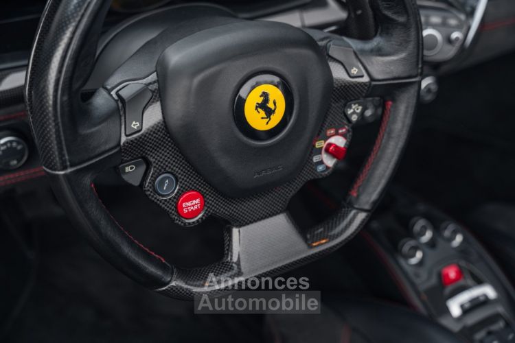 Ferrari 458 Spider *Rosso Fuoco, Atelier Spec* - <small></small> 249.000 € <small>TTC</small> - #21