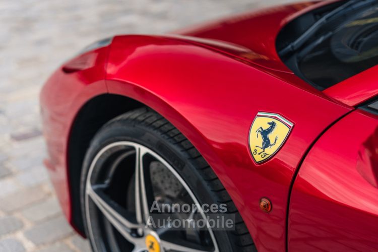 Ferrari 458 Spider *Rosso Fuoco, Atelier Spec* - <small></small> 249.000 € <small>TTC</small> - #43