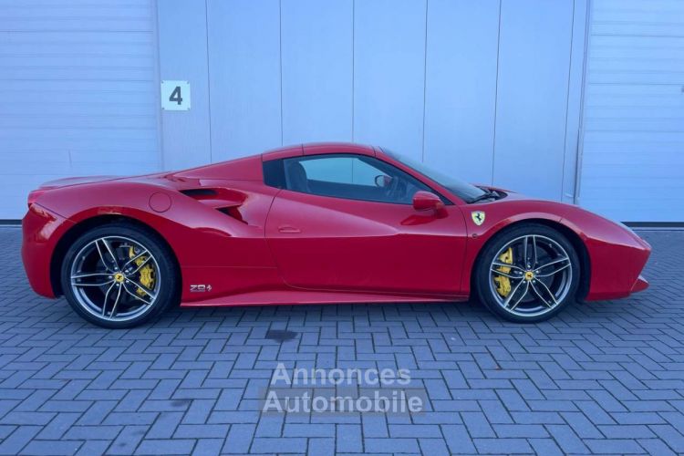 Ferrari 488 3.9 Turbo V8 F1 -- CARNET COMPLET BELGIUM CAR - <small></small> 229.990 € <small>TTC</small> - #9