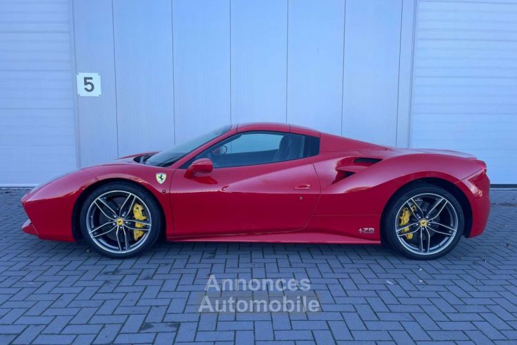 Ferrari 488 3.9 Turbo V8 F1 -- CARNET COMPLET BELGIUM CAR - <small></small> 229.990 € <small>TTC</small> - #10