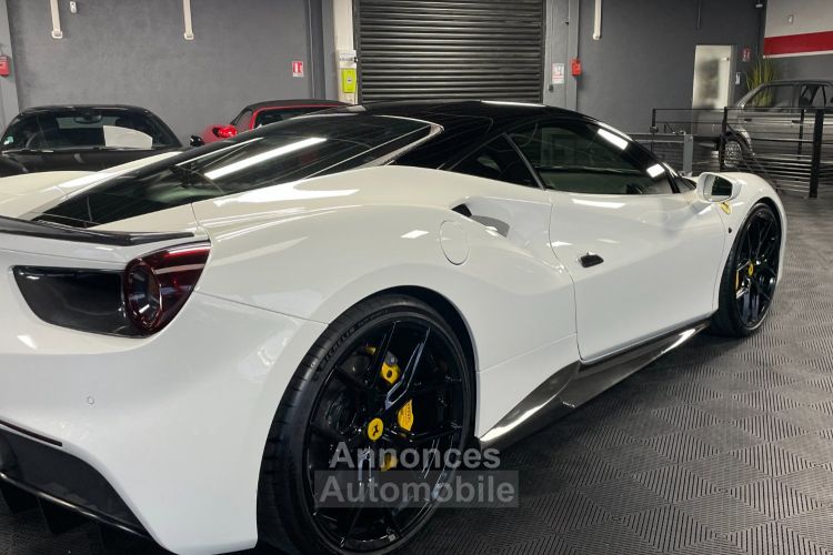 Ferrari 488 GTB - Origine France POZZI - Sièges Racing - Pack Carbone Extérieur Et Intérieur - Jupes Latérales Et Becquet AR Carbone Novitec - Gar. 12 Mois - <small></small> 219.900 € <small>TTC</small> - #9