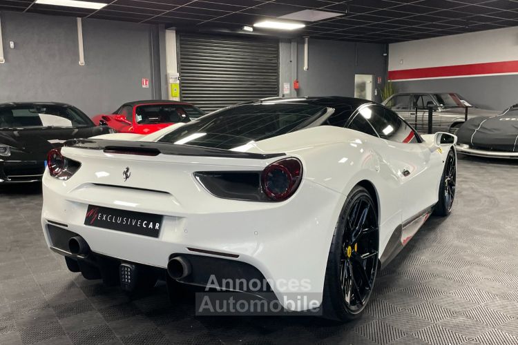 Ferrari 488 GTB - Origine France POZZI - Sièges Racing - Pack Carbone Extérieur Et Intérieur - Jupes Latérales Et Becquet AR Carbone Novitec - Gar. 12 Mois - <small></small> 219.900 € <small>TTC</small> - #8