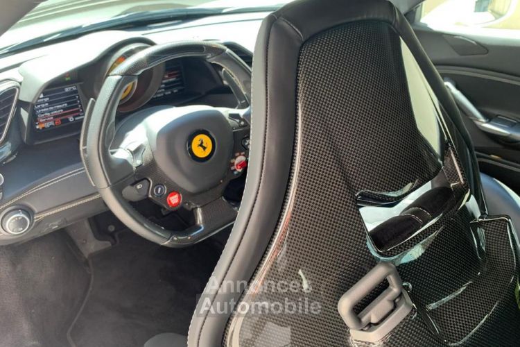 Ferrari 488 GTB - Origine France POZZI - Sièges Racing - Pack Carbone Extérieur Et Intérieur - Jupes Latérales Et Becquet AR Carbone Novitec - Gar. 12 Mois - <small></small> 219.900 € <small>TTC</small> - #35