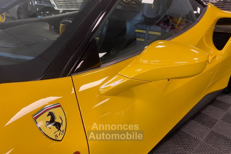 Ferrari 488 GTB 3.9 V8 670 CV FULL CARBON Giallo Modena LIFT JBL LOA : 1 730 Euros Par Mois - <small></small> 219.900 € <small>TTC</small> - #32