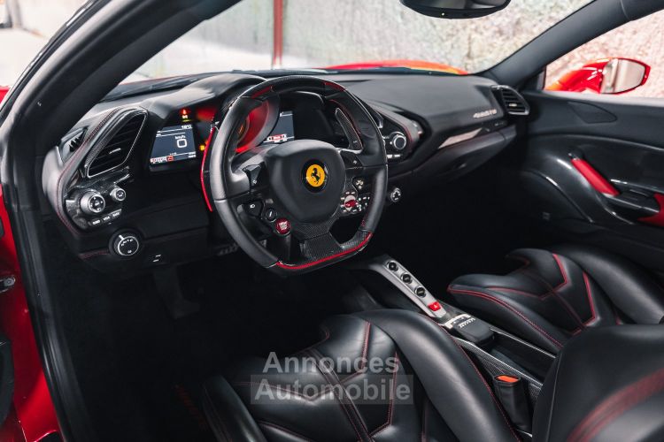 Ferrari 488 GTB Atelier Rosso Fuoco 3.9 670 - <small>A partir de </small>1.870 EUR <small>/ mois</small> - #33