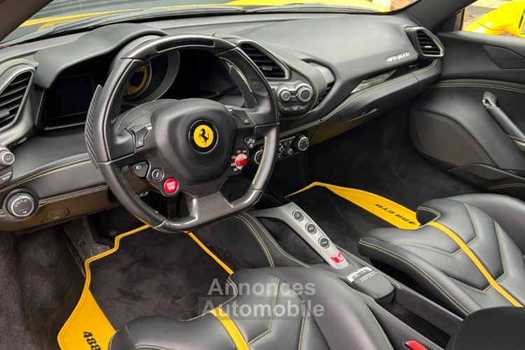 Ferrari 488 GTB Ferrari 488 GTB - LOA 1 757 Euros Par Mois - Volant LED - Sièges Racing - Carbone - <small></small> 229.990 € <small>TTC</small> - #6