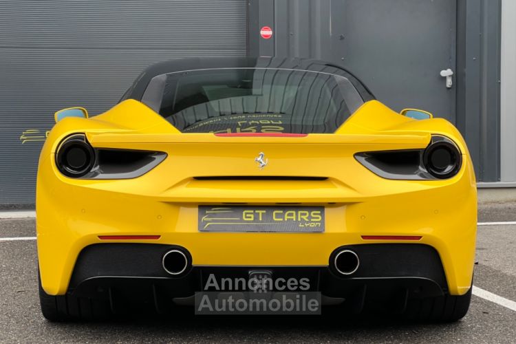 Ferrari 488 GTB Ferrari 488 GTB - LOA 1 757 Euros Par Mois - Volant LED - Sièges Racing - Carbone - <small></small> 229.990 € <small>TTC</small> - #11