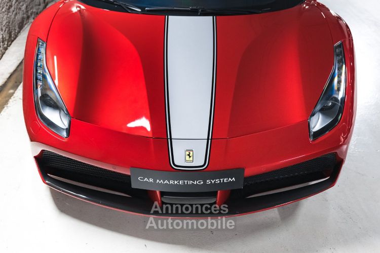 Ferrari 488 GTB Finition Atelier 3.9 670 - <small>A partir de </small>1.940 EUR <small>/ mois</small> - #3