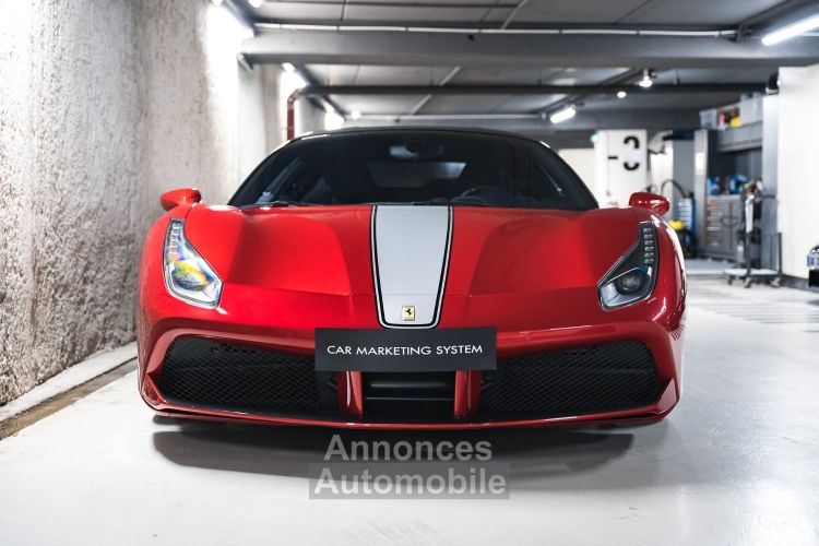 Ferrari 488 GTB Finition Atelier 3.9 670 - <small>A partir de </small>1.940 EUR <small>/ mois</small> - #2