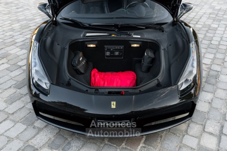 Ferrari 488 GTB *Full carbon* - <small></small> 224.900 € <small>TTC</small> - #28