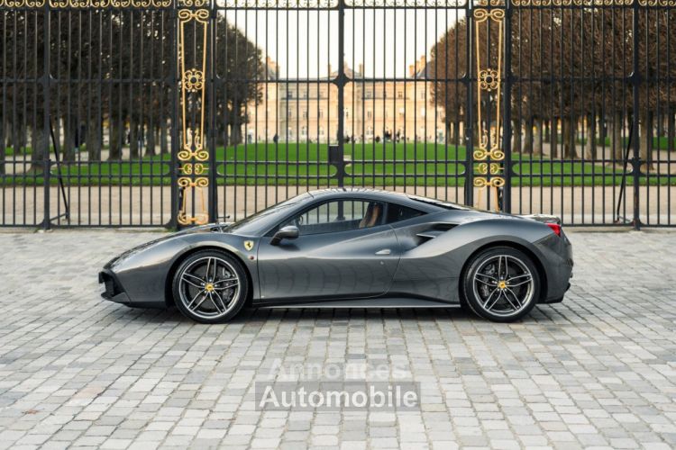 Ferrari 488 GTB *Grigio Silverstone & Cuoio* - <small></small> 224.900 € <small>TTC</small> - #2