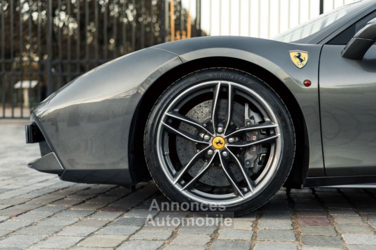 Ferrari 488 GTB *Grigio Silverstone & Cuoio* - <small></small> 224.900 € <small>TTC</small> - #6