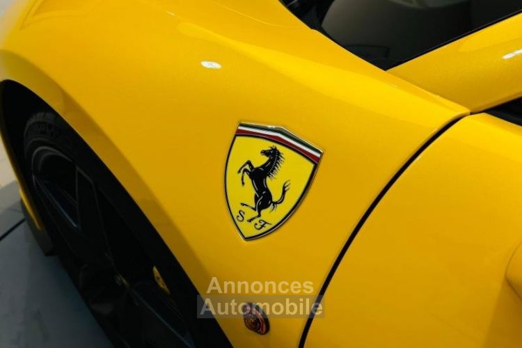 Ferrari 488 Pista SPIDER V8 Bi-Turbo 720cv - <small></small> 679.900 € <small>TTC</small> - #17