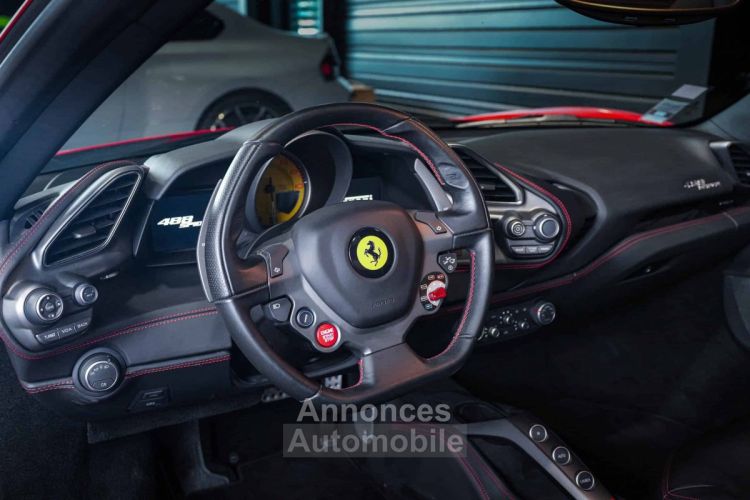 Ferrari 488 Spider - <small></small> 264.900 € <small>TTC</small> - #28