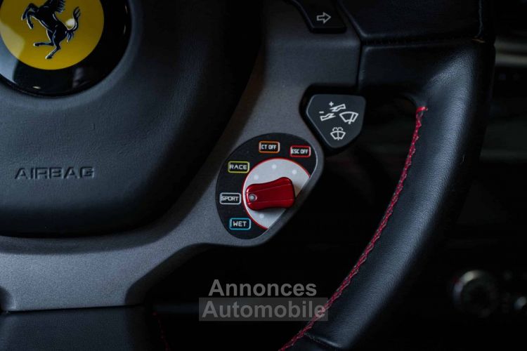 Ferrari 488 Spider - <small></small> 264.900 € <small>TTC</small> - #43