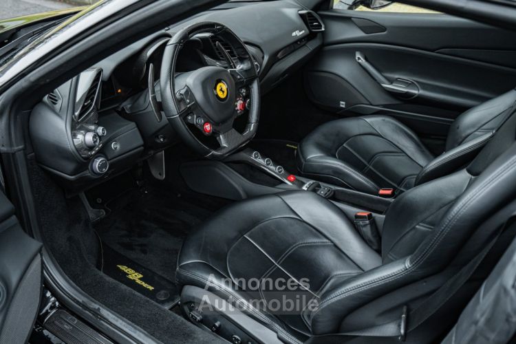 Ferrari 488 Spider  - <small></small> 244.900 € <small>TTC</small> - #11