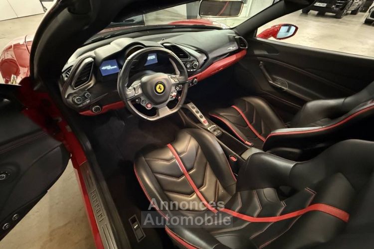 Ferrari 488 Spider 3.0 V8 670 cv garantie power - <small></small> 279.000 € <small>TTC</small> - #61