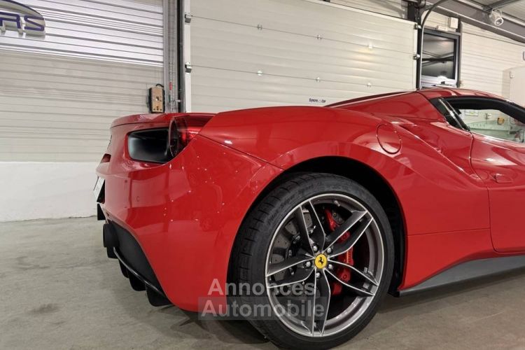 Ferrari 488 Spider 3.0 V8 670 cv garantie power - <small></small> 279.000 € <small>TTC</small> - #74