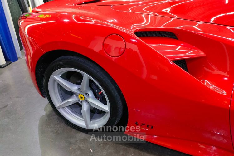 Ferrari 488 Spider 3.9 670cv - <small></small> 254.000 € <small>TTC</small> - #31