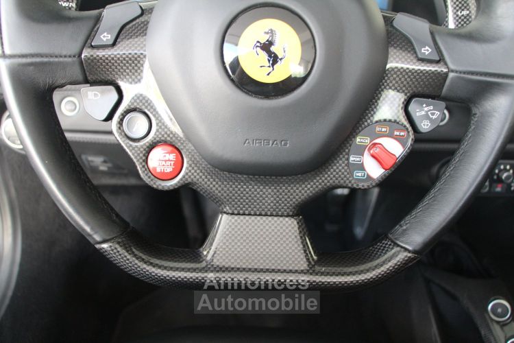 Ferrari 488 Spider 3.9 V8 670 - <small>A partir de </small>2.290 EUR <small>/ mois</small> - #30