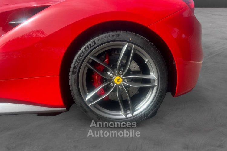 Ferrari 488 Spider 3.9L V8 670CV - Entretien - <small></small> 265.488 € <small>TTC</small> - #17