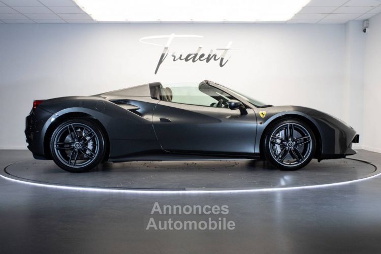 Ferrari 488 Spider 4.0 V8 670ch - <small></small> 249.900 € <small>TTC</small> - #4