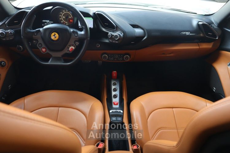 Ferrari 488 Spider 670 CV -TVA - Garantie POWER 09/2025 - Origine Gauduel Lyon - <small></small> 199.990 € <small>TTC</small> - #12