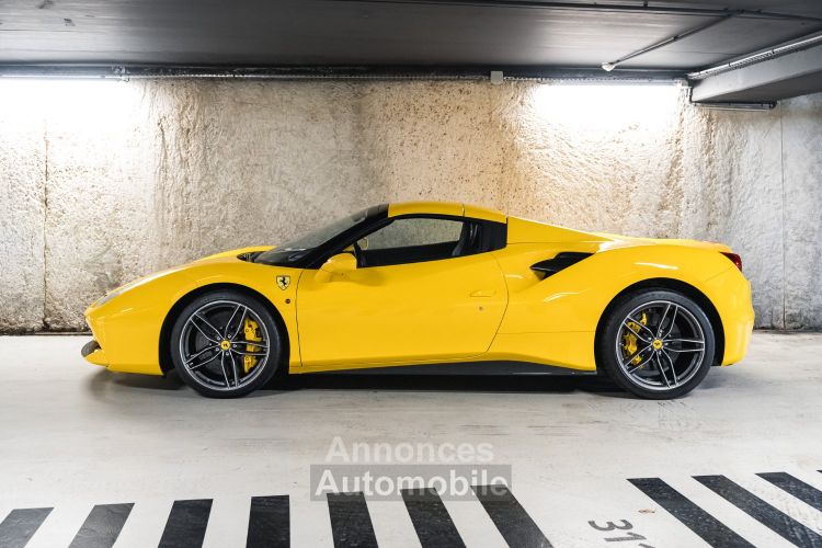 Ferrari 488 Spider Finition Atelier V8 3.9 670 - <small>A partir de </small>2.320 EUR <small>/ mois</small> - #9