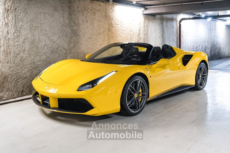 Ferrari 488 Spider Finition Atelier V8 3.9 670 - <small>A partir de </small>2.320 EUR <small>/ mois</small> - #1